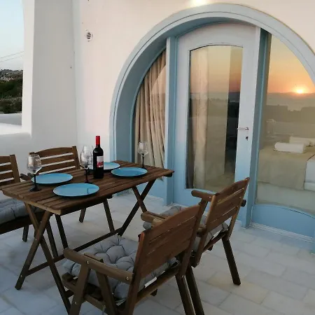 Plaka's House Seaside View Ferienhaus